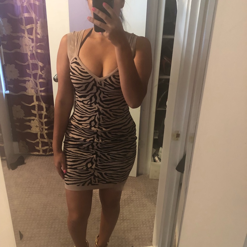 Bebe dress